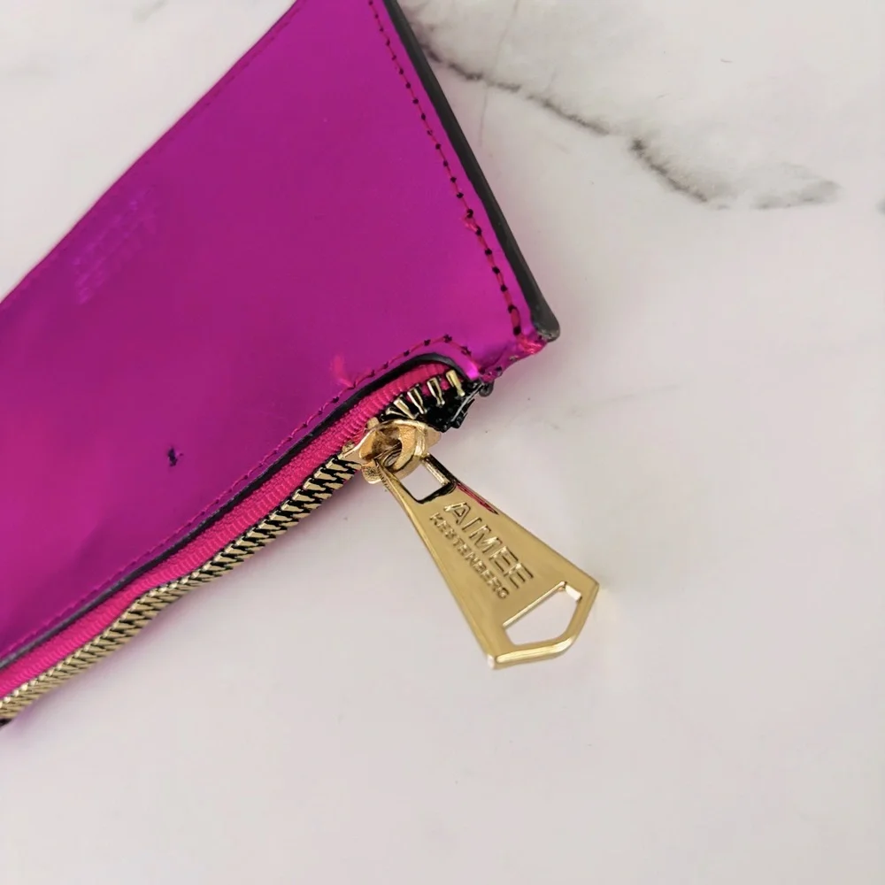 Aimee Kestenberg Metallic Sheen Fuchsia Leather Zipper Card Holder‎
